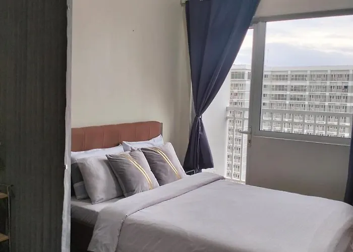 Apartment Breeze Lower Penthouse Manila