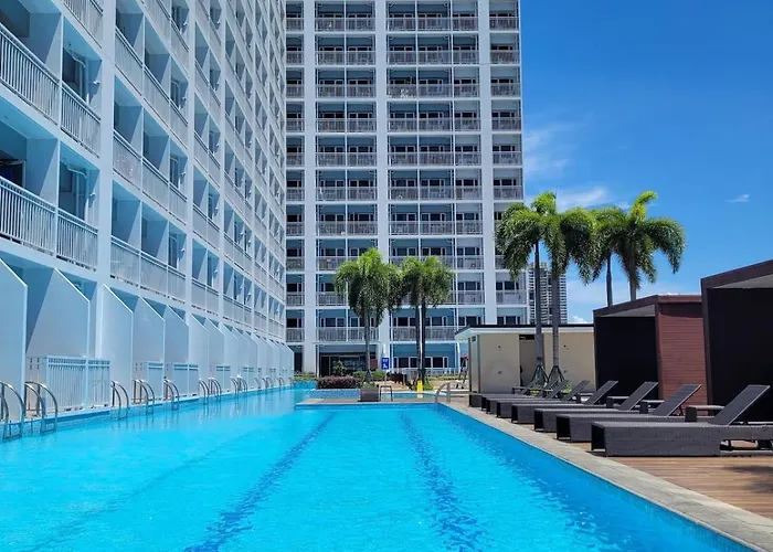 Breeze Lower Penthouse *